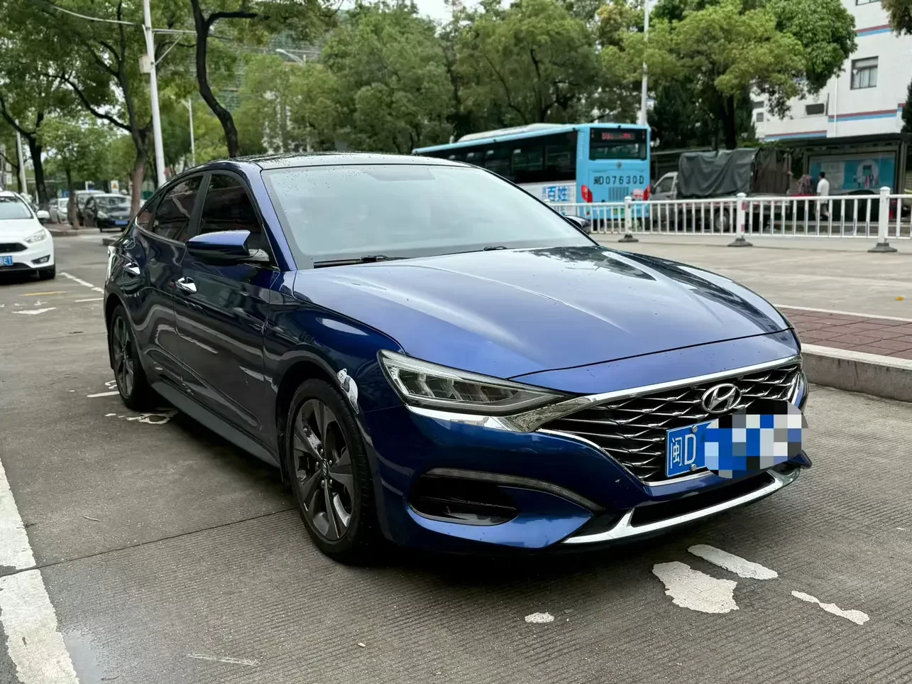 Hyundai Lafesta