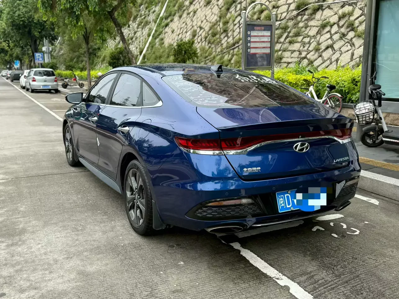 Hyundai Lafesta