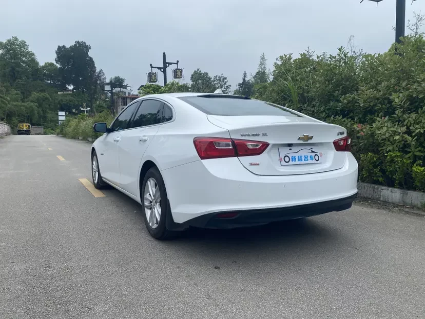 Chevrolet Malibu XL