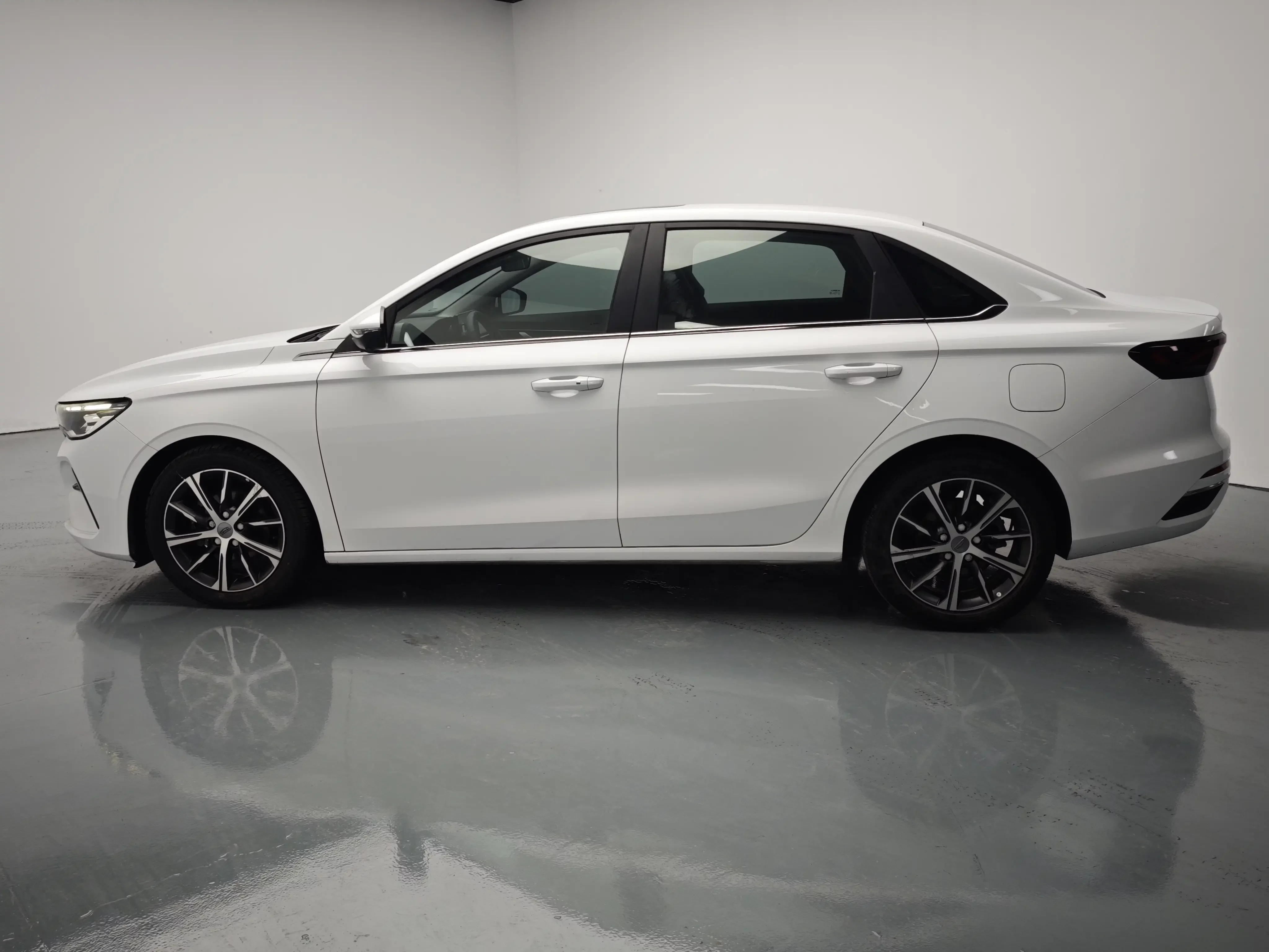 Geely emgrand