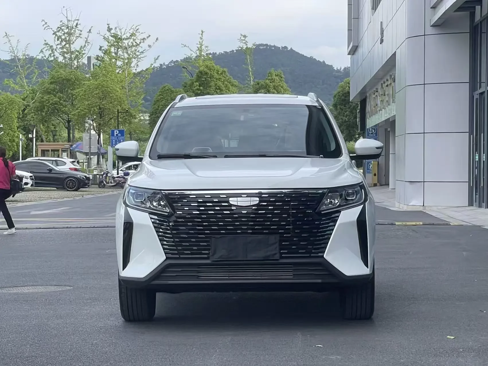 Geely Haoyue PRO