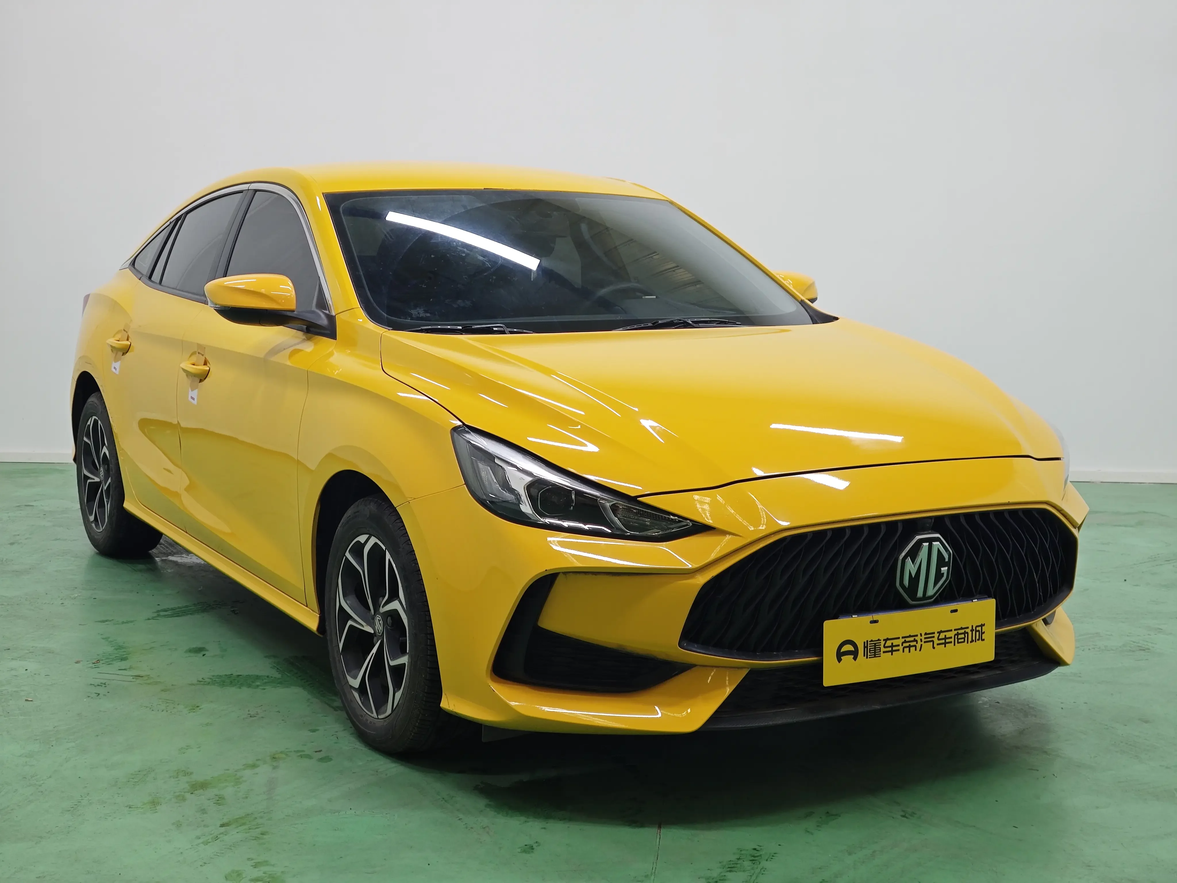 MG 5