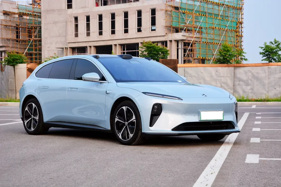 NIO ET5T