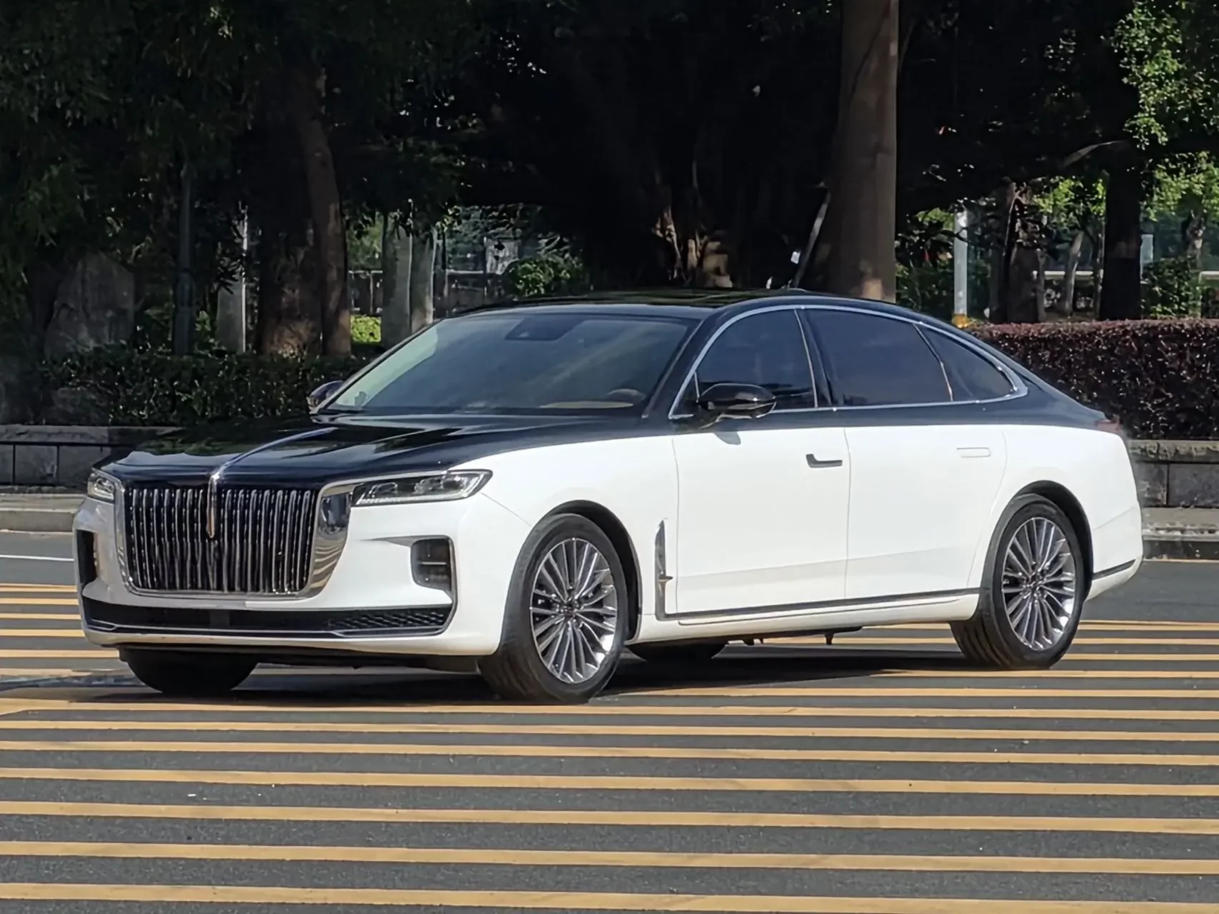Hongqi H9