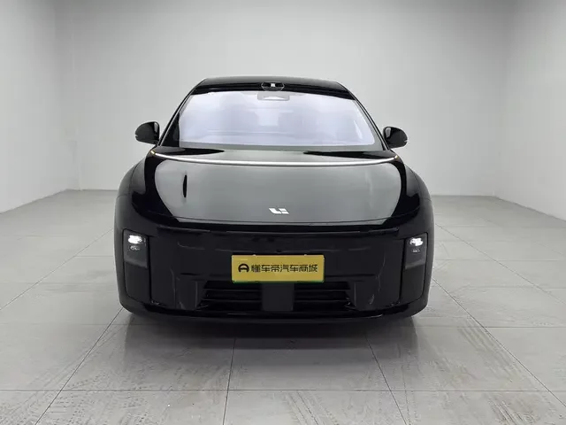 Li Ideal i8