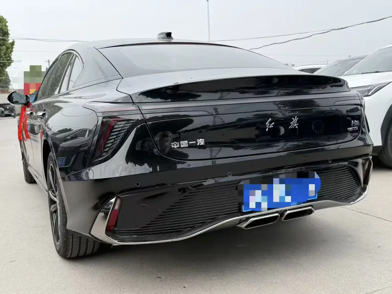 Hongqi H6