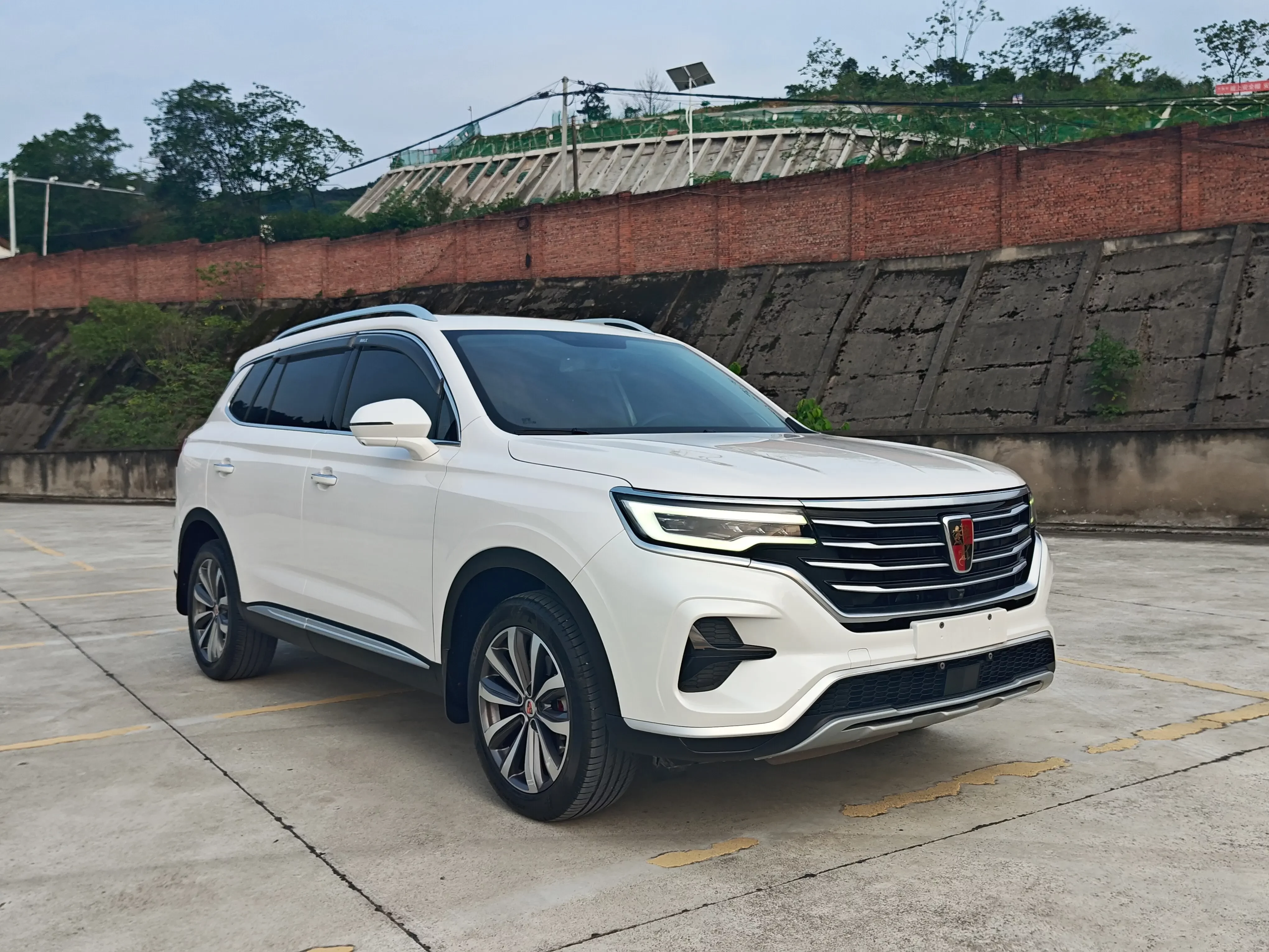 Roewe RX5 MAX