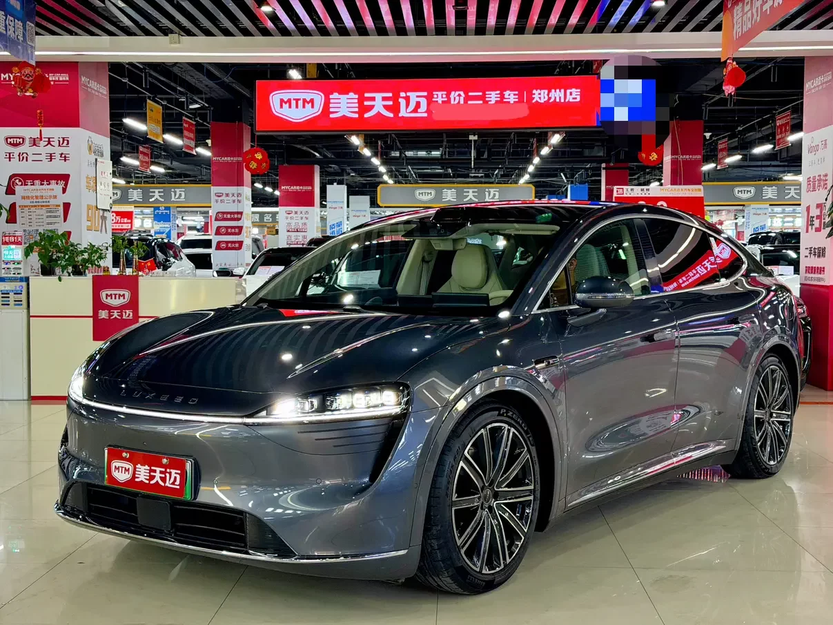 Luxeed Zhijie R7