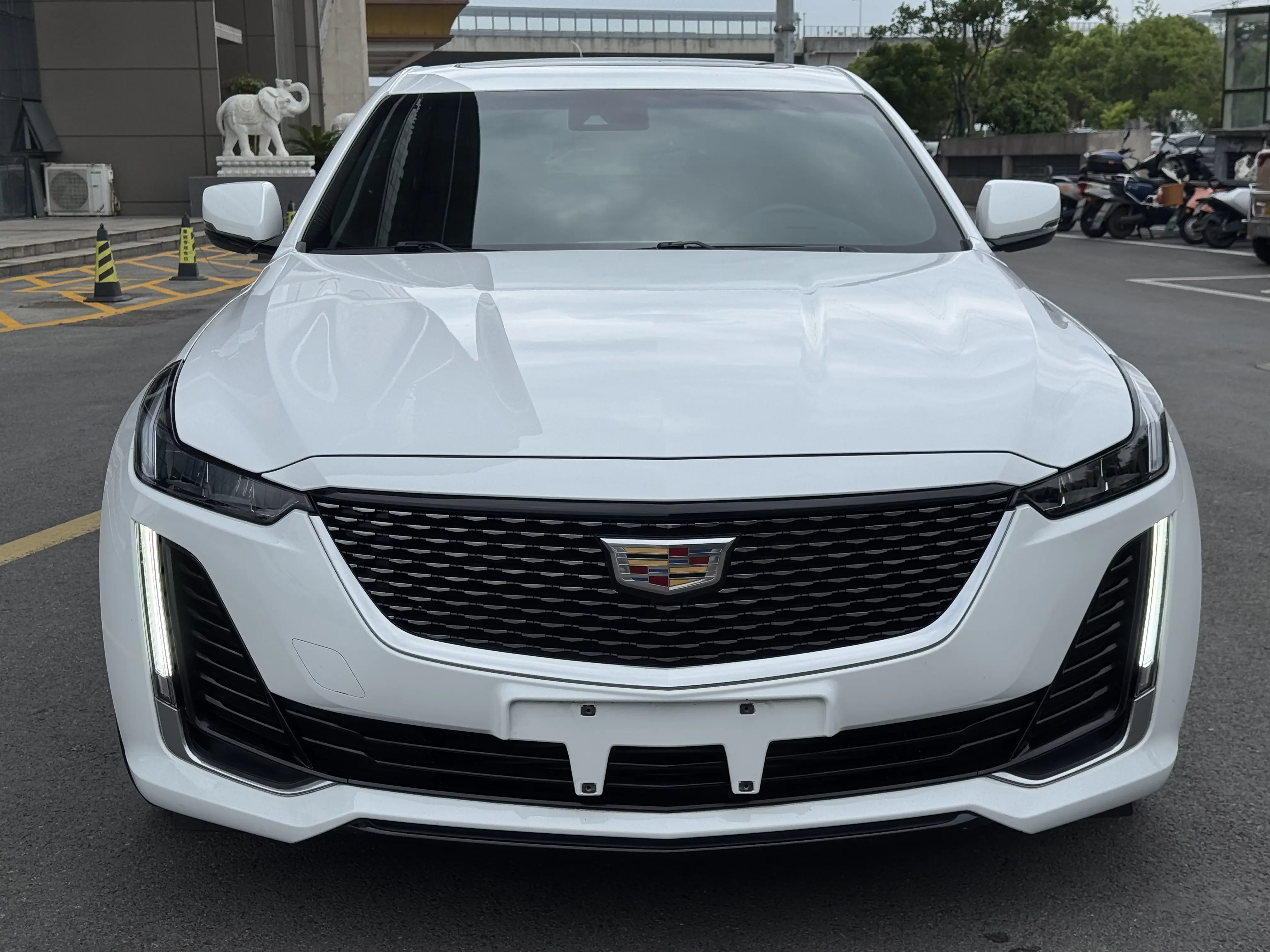 Cadillac CT5