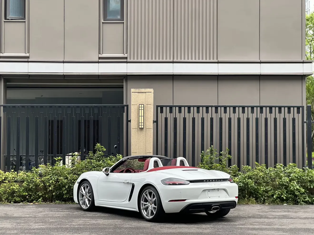 Porsche 718
