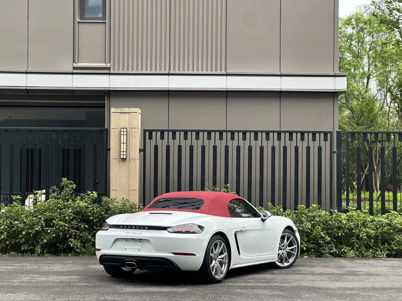 Porsche 718