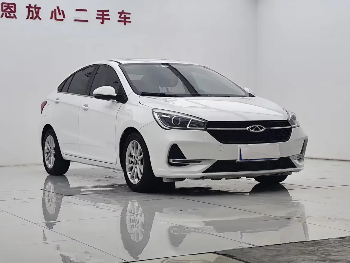 Chery Arrizo 5