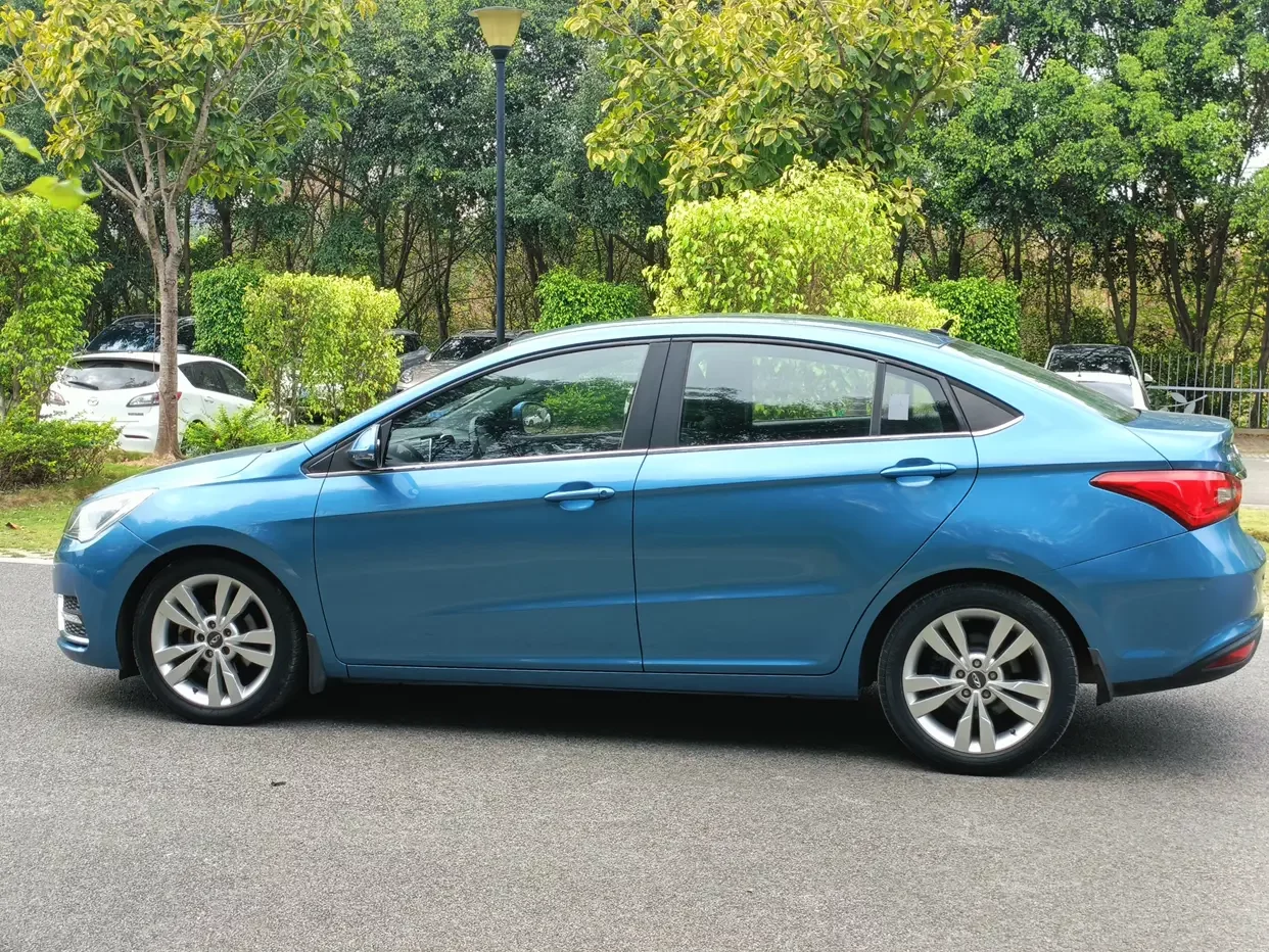 Chery Arrizo 5