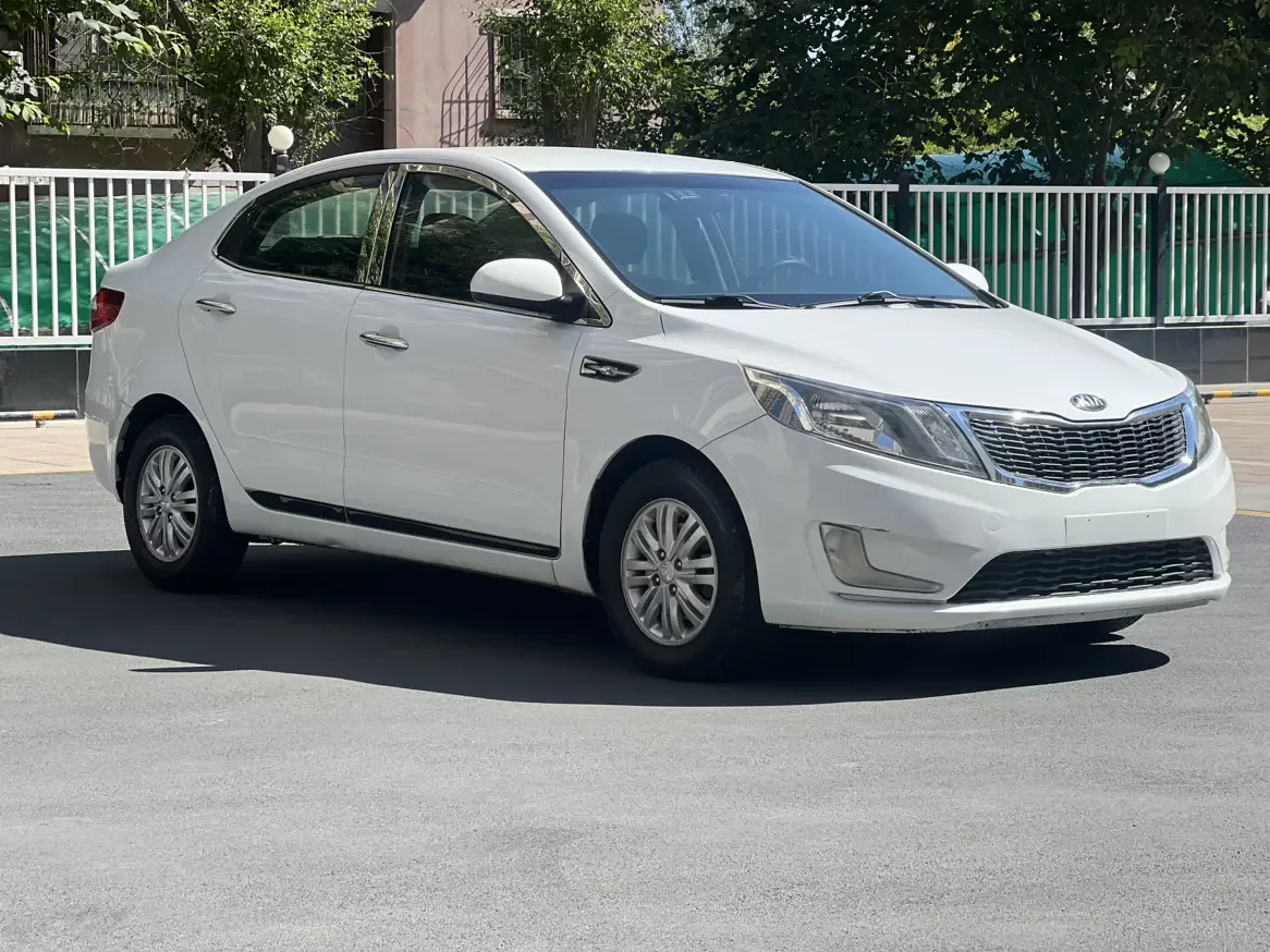 Kia K2