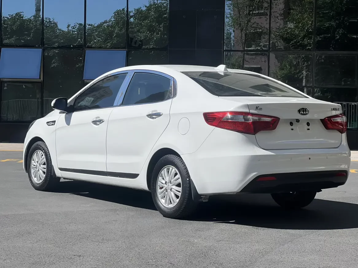 Kia K2