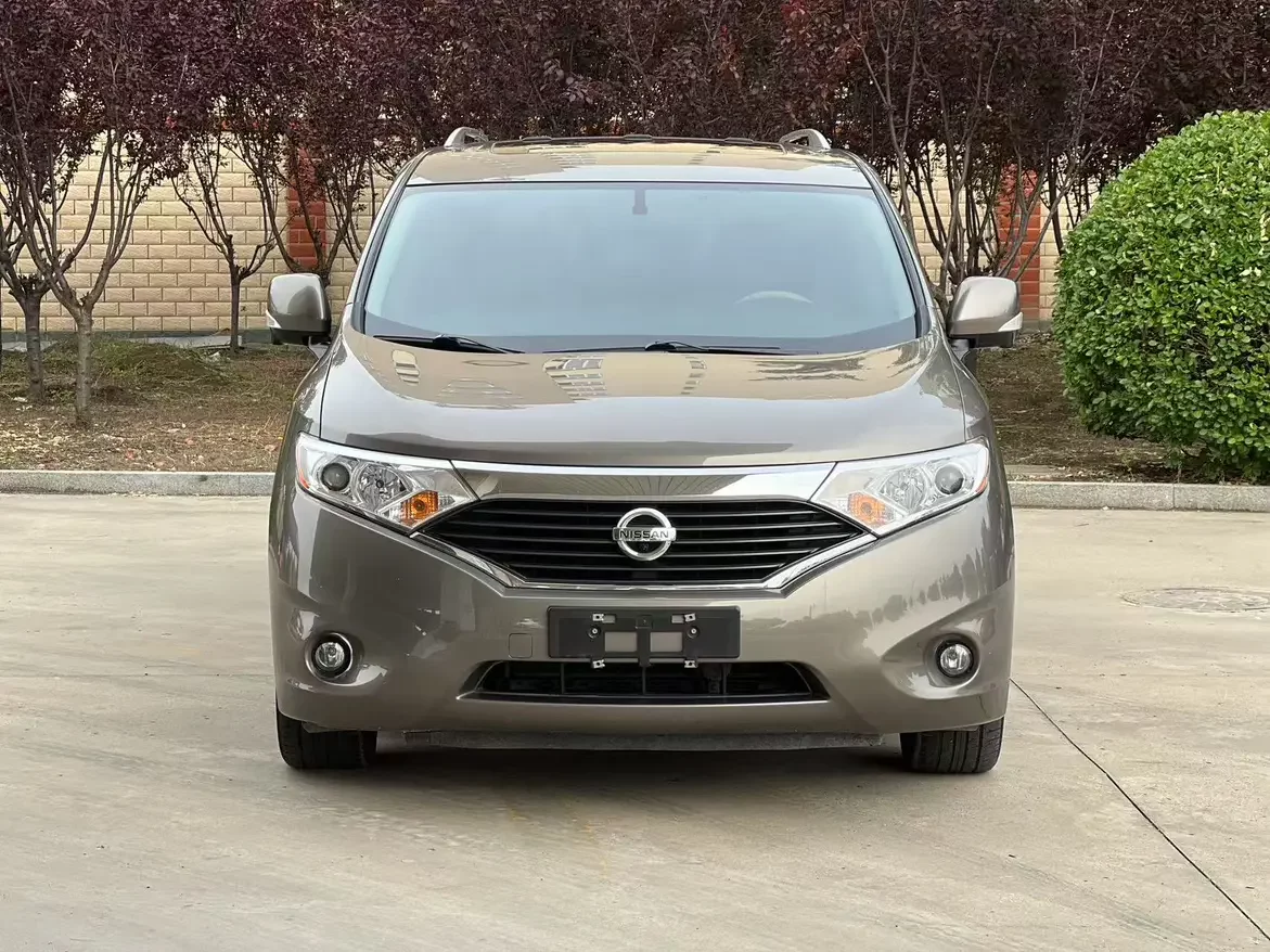 Nissan nobleman