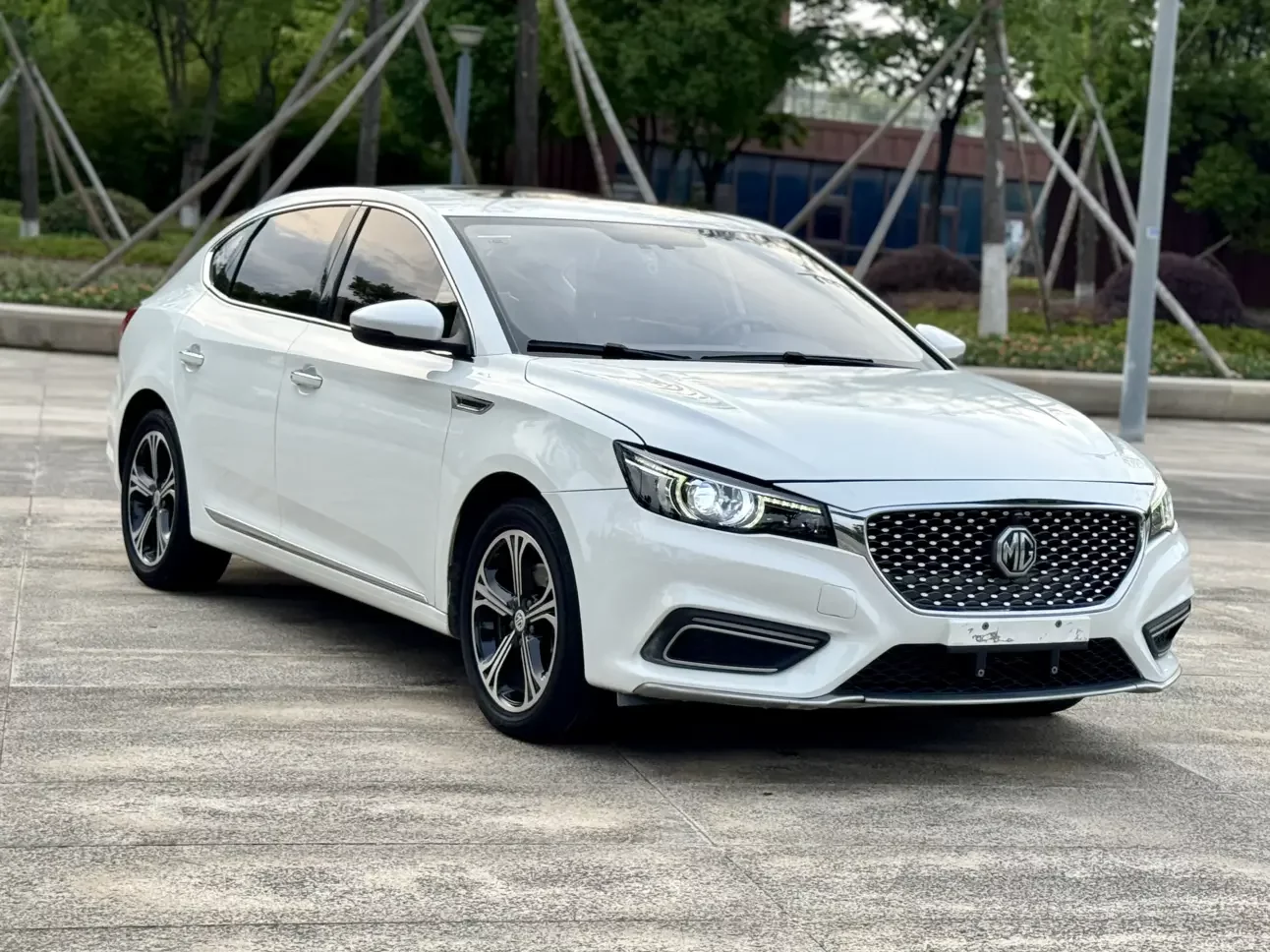 MG 6