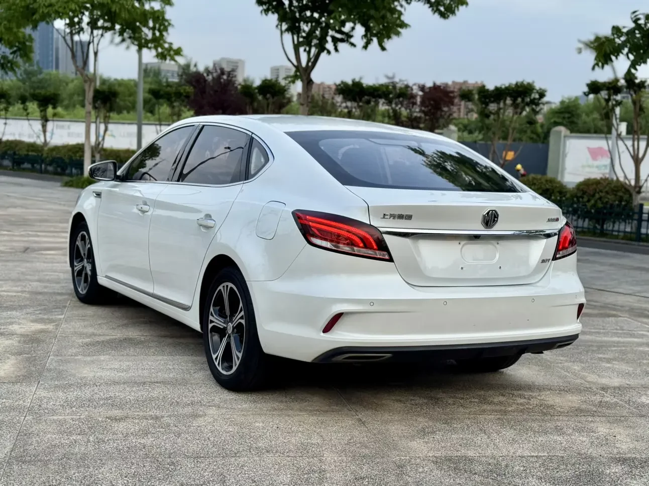 MG 6