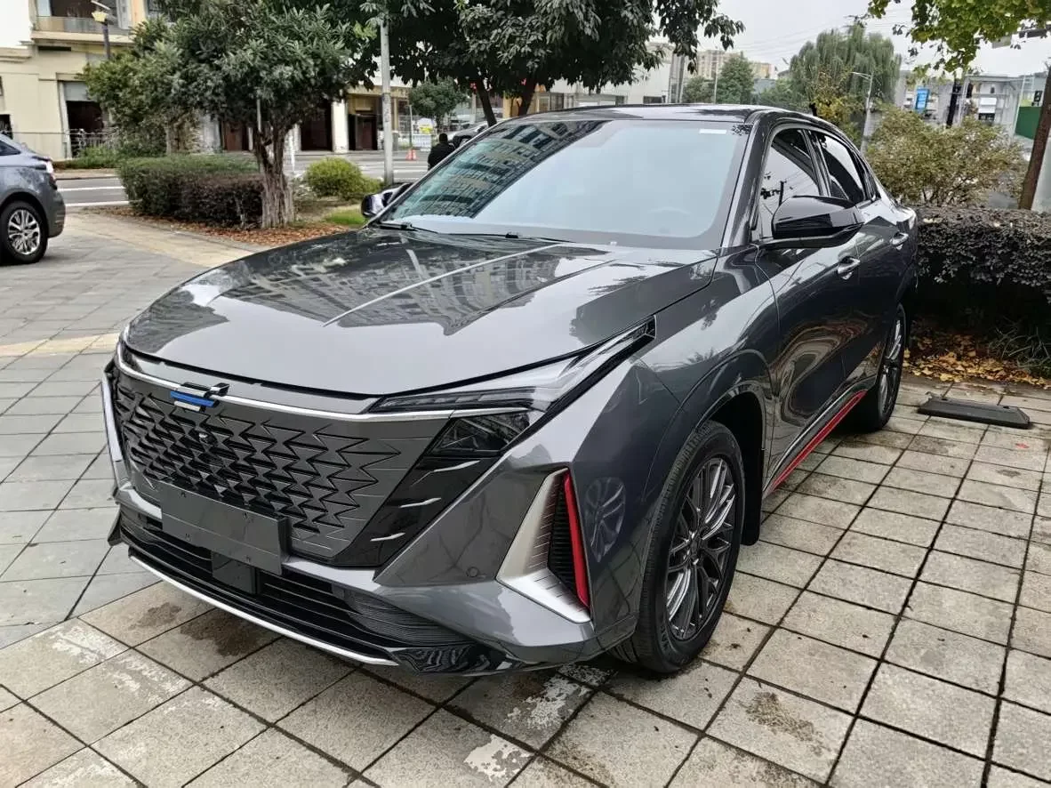Oshan Changan Auchan Z6