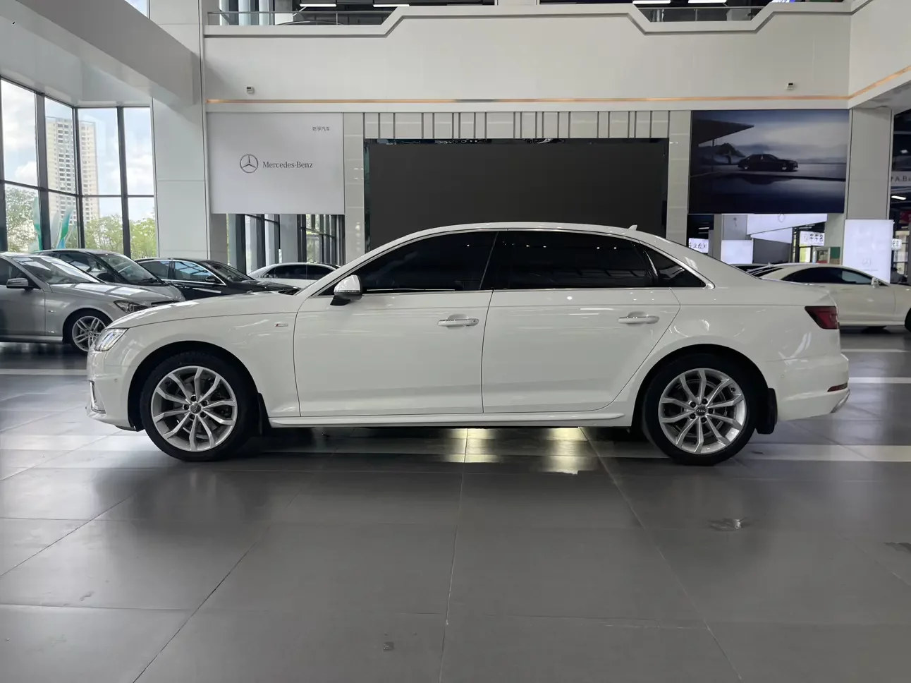 Audi A4L