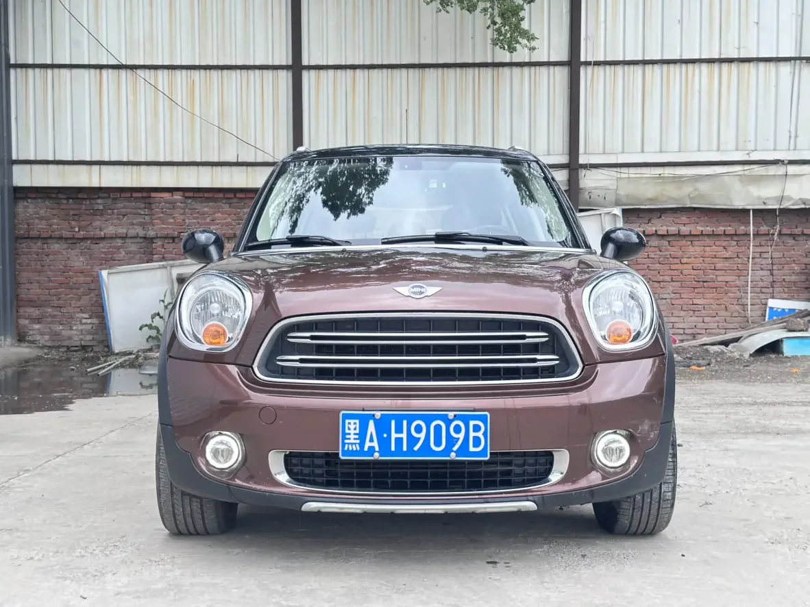 MINI COUNTRYMAN