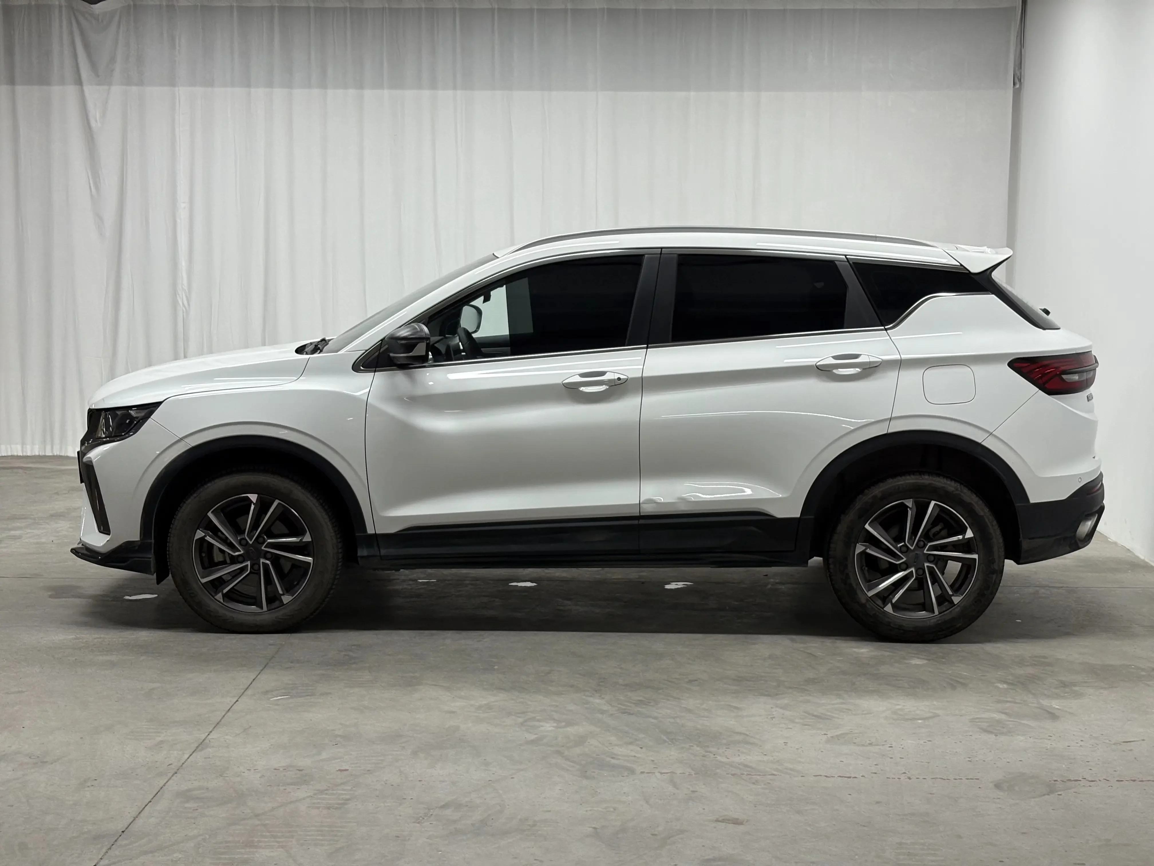 Geely Coolray SX11