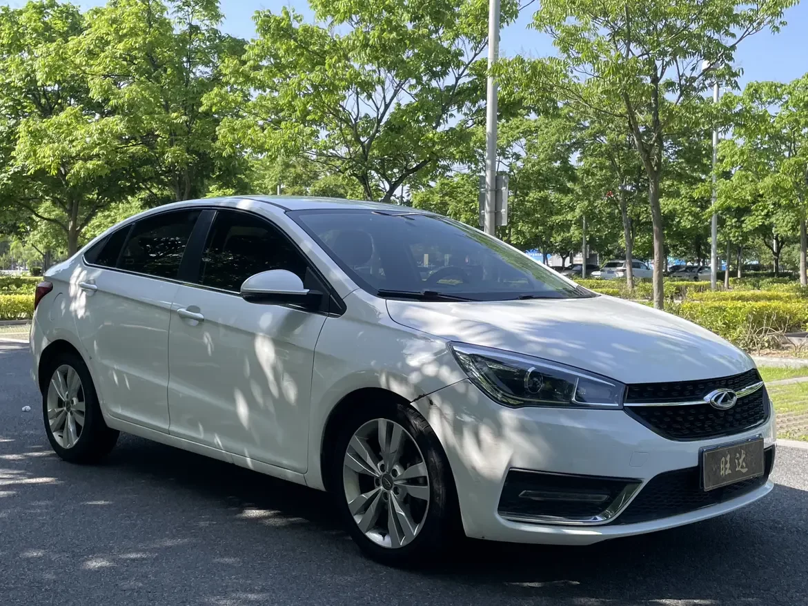 Chery Arrizo 5