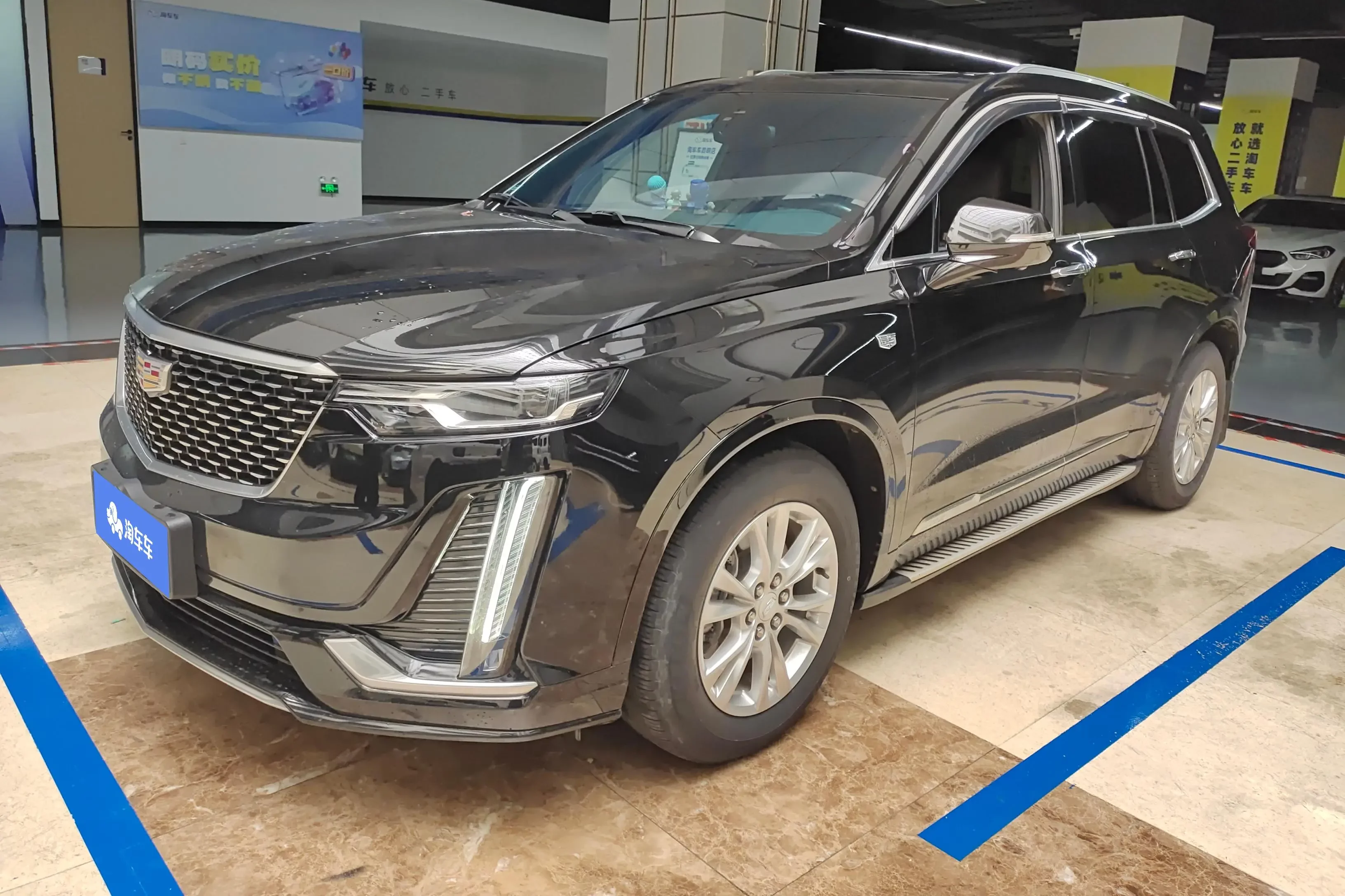 Cadillac XT6