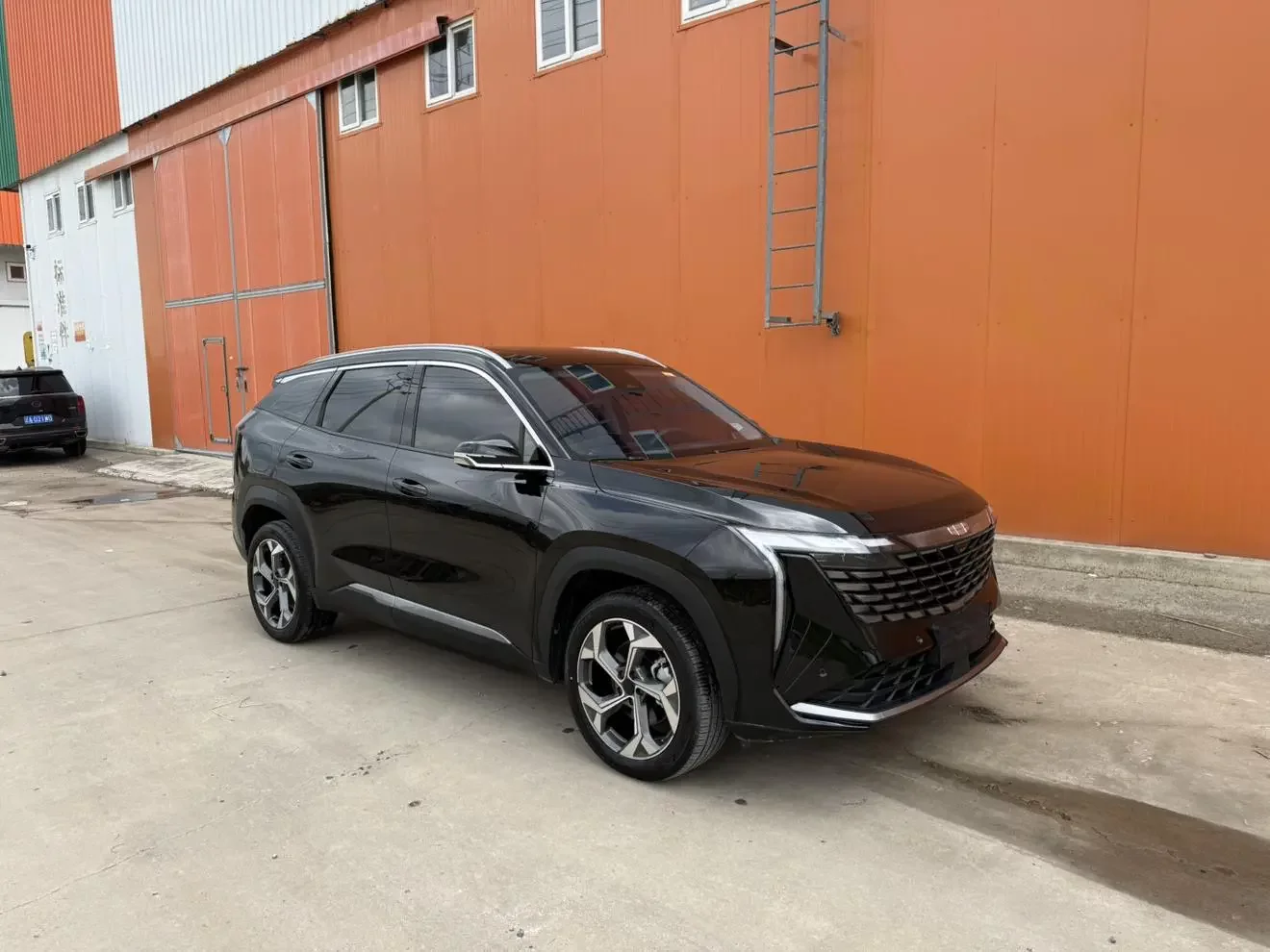 Geely Atlas L