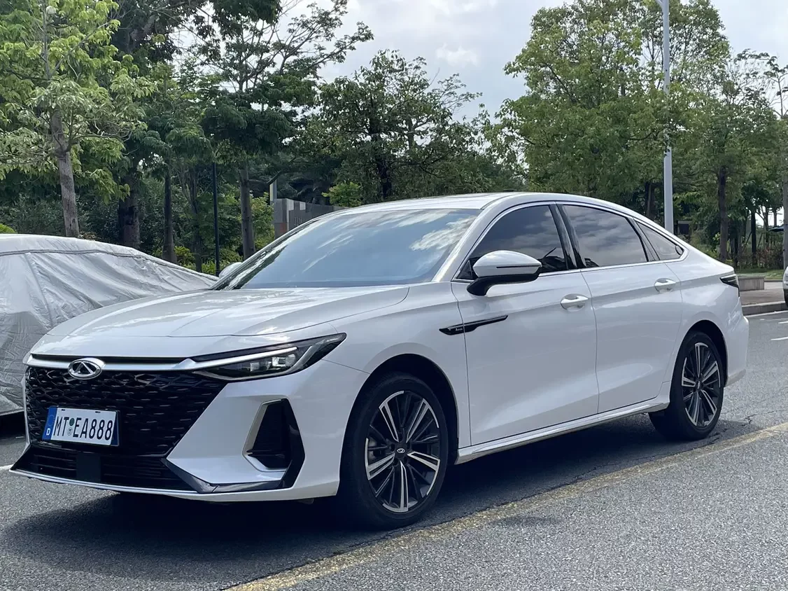 Chery Arrizo 8