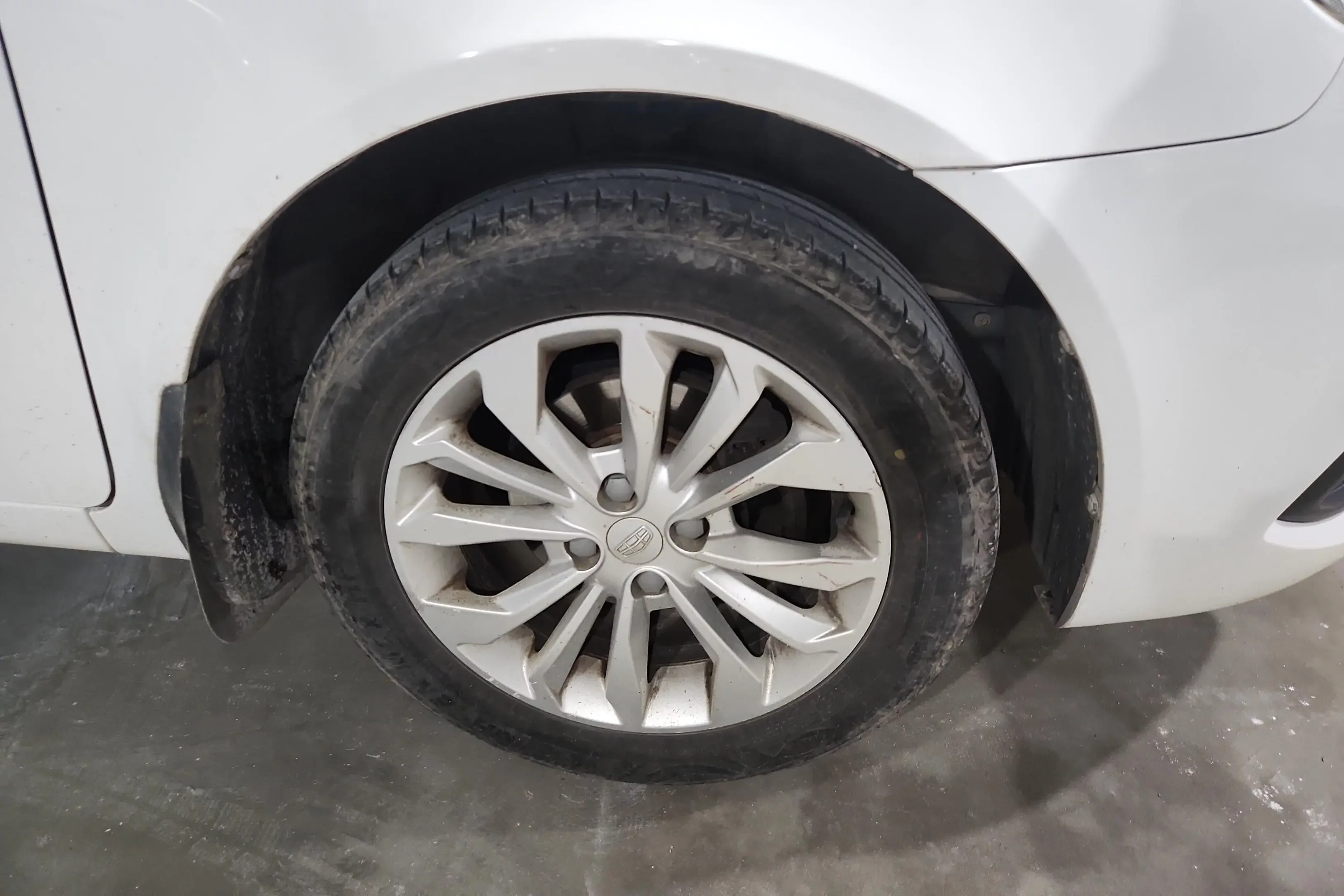Geely Vision