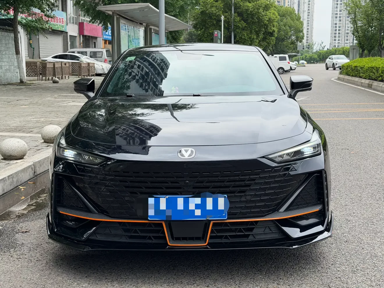 Changan UNI-V  из Китая