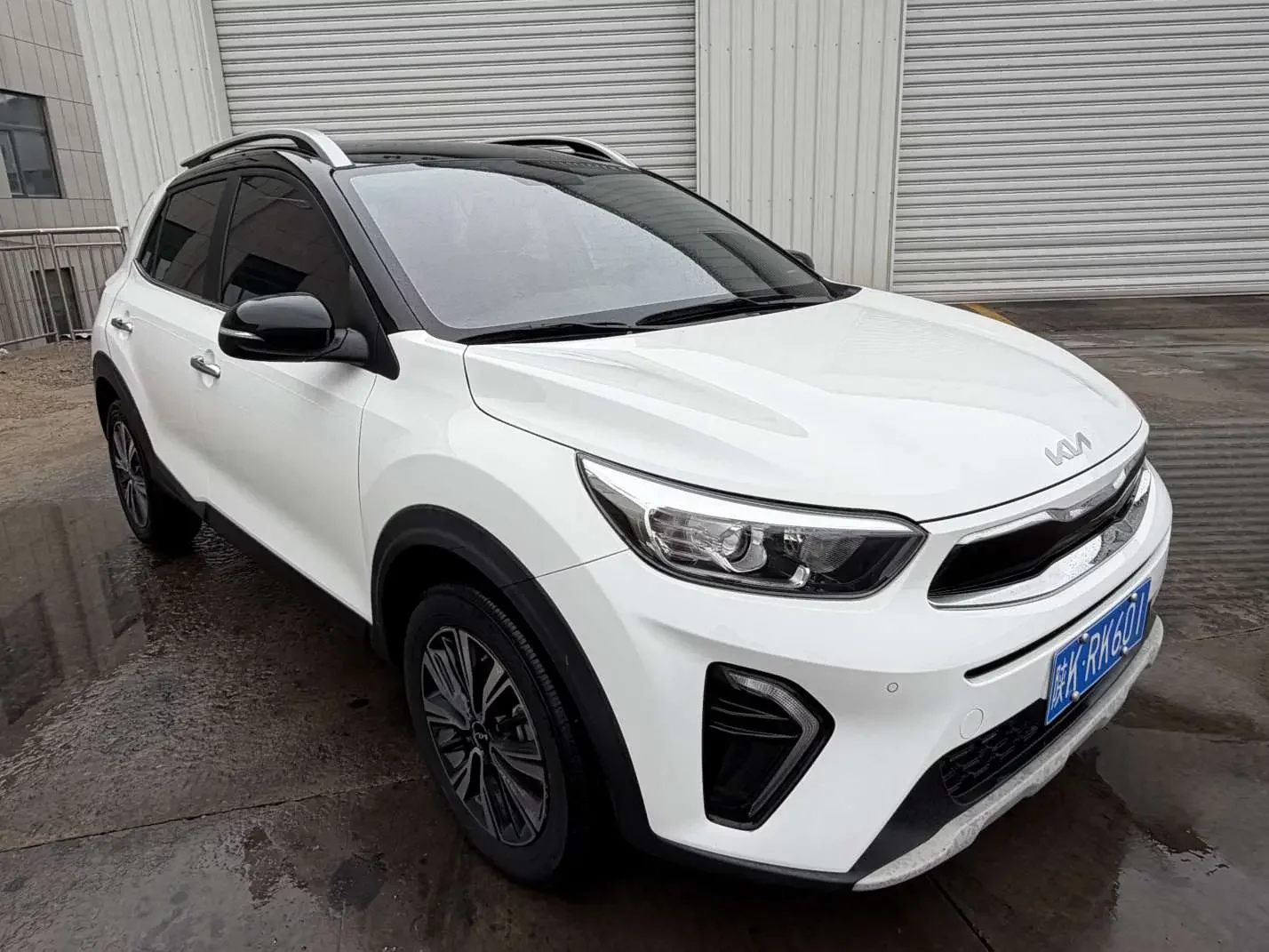 Kia KX1