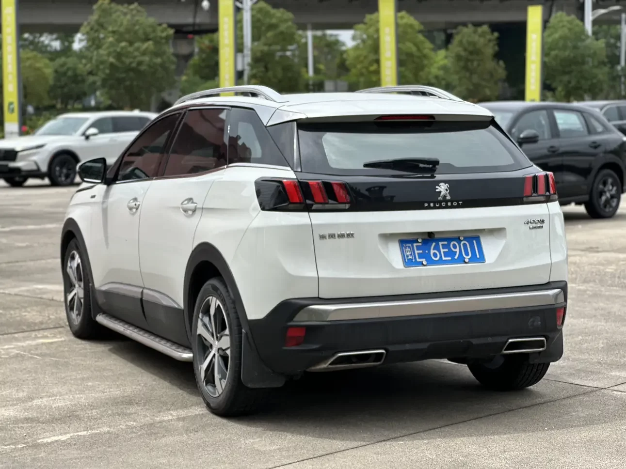 Peugeot 4008