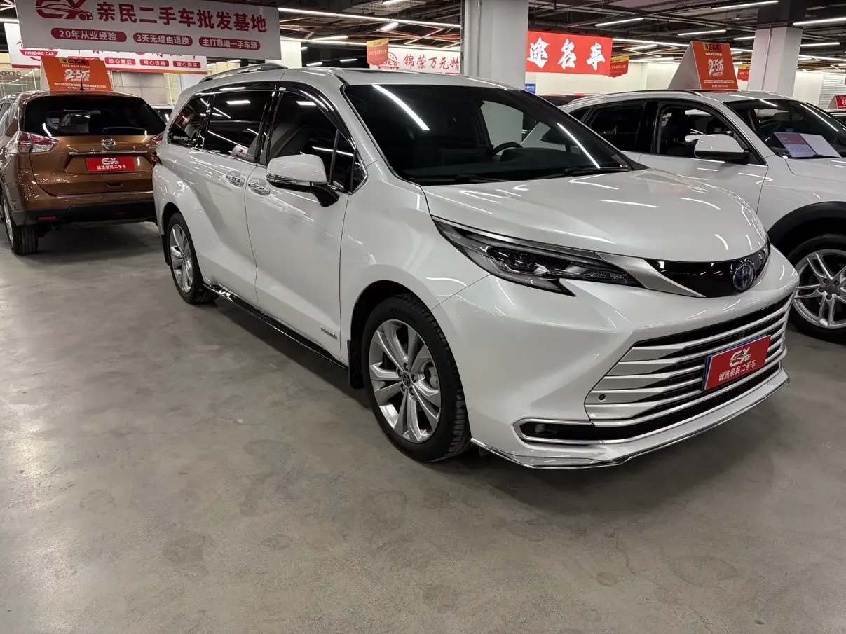 Toyota Sienna