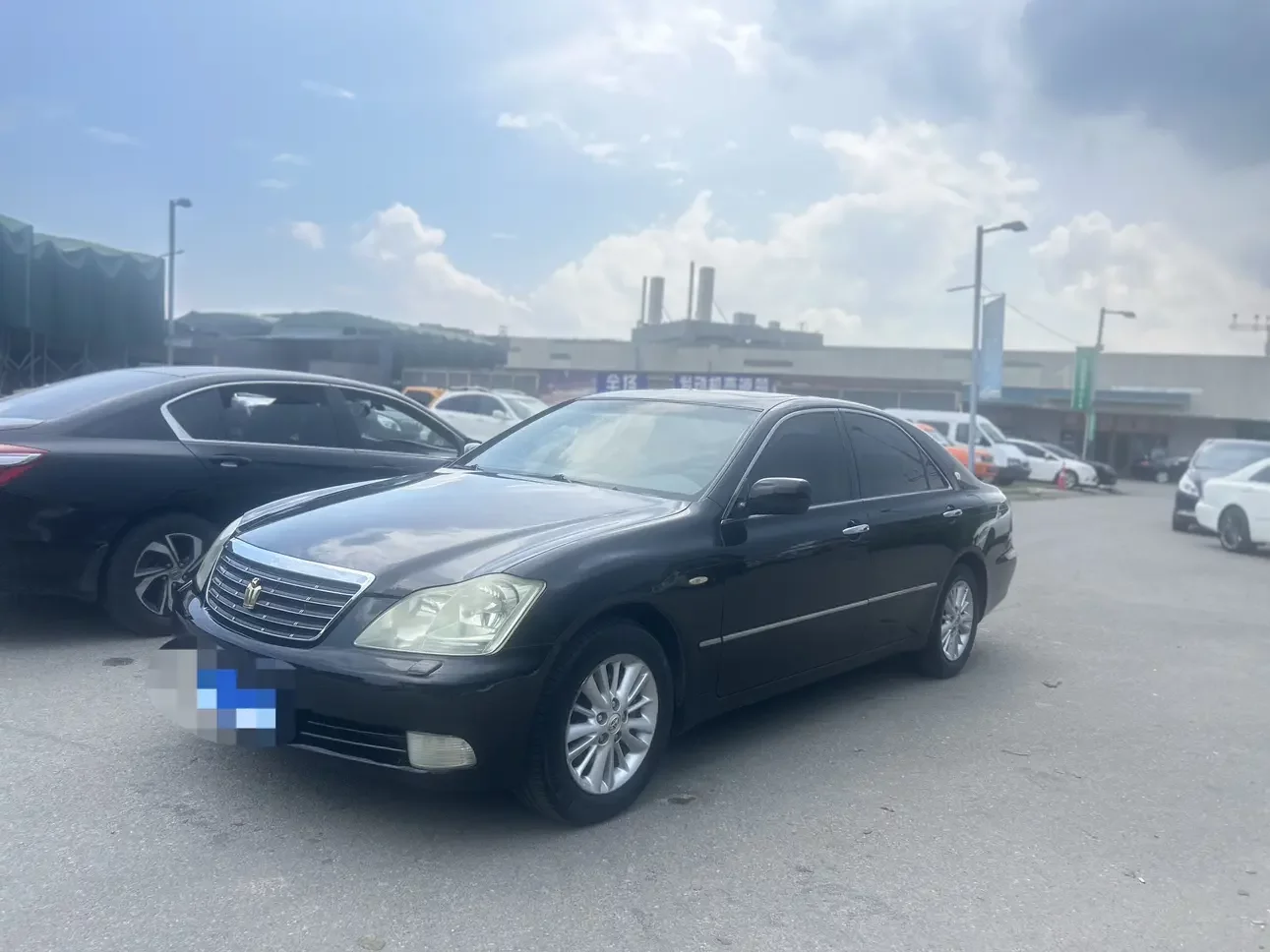 Toyota crown