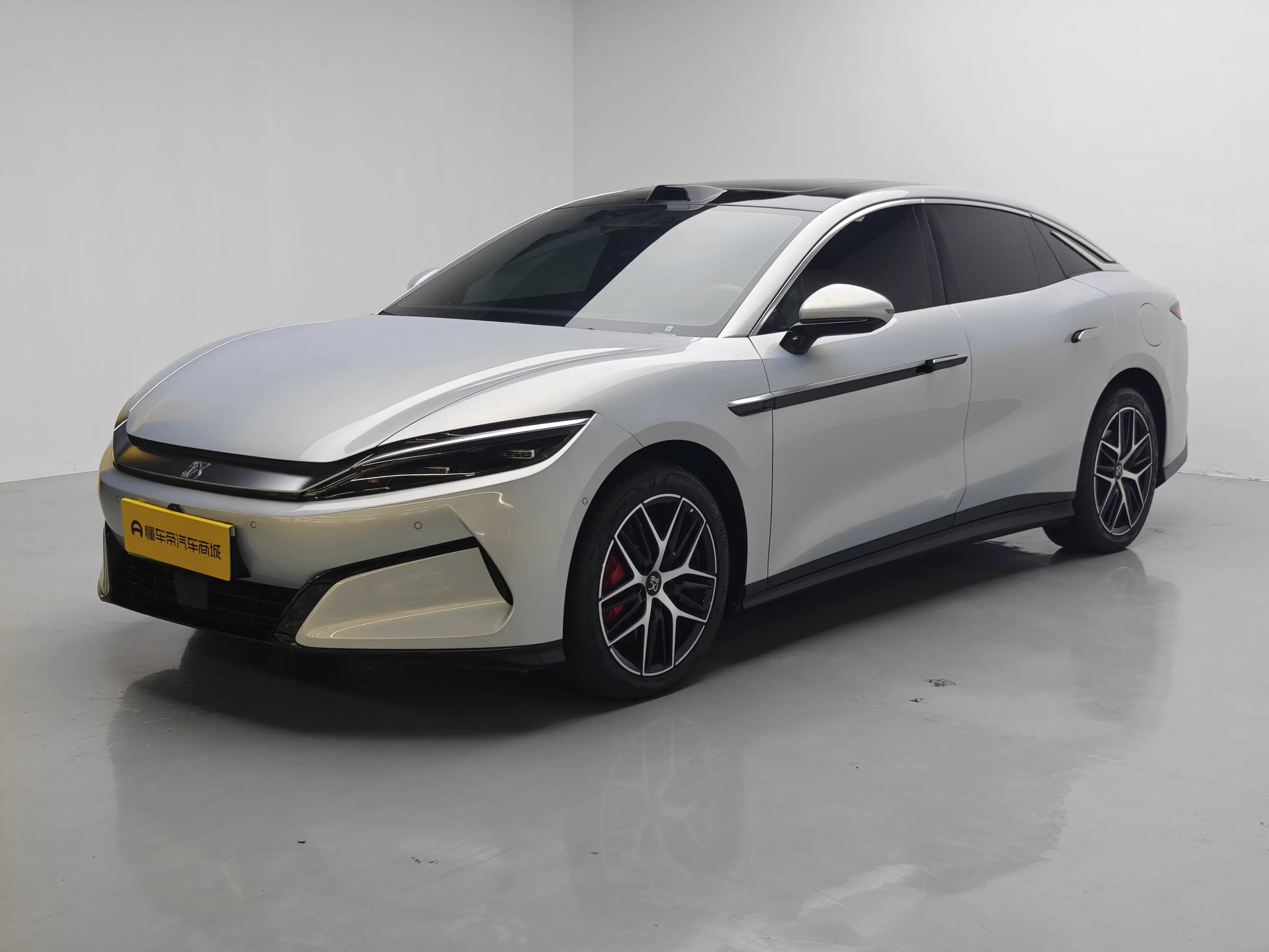 BYD Han L EV