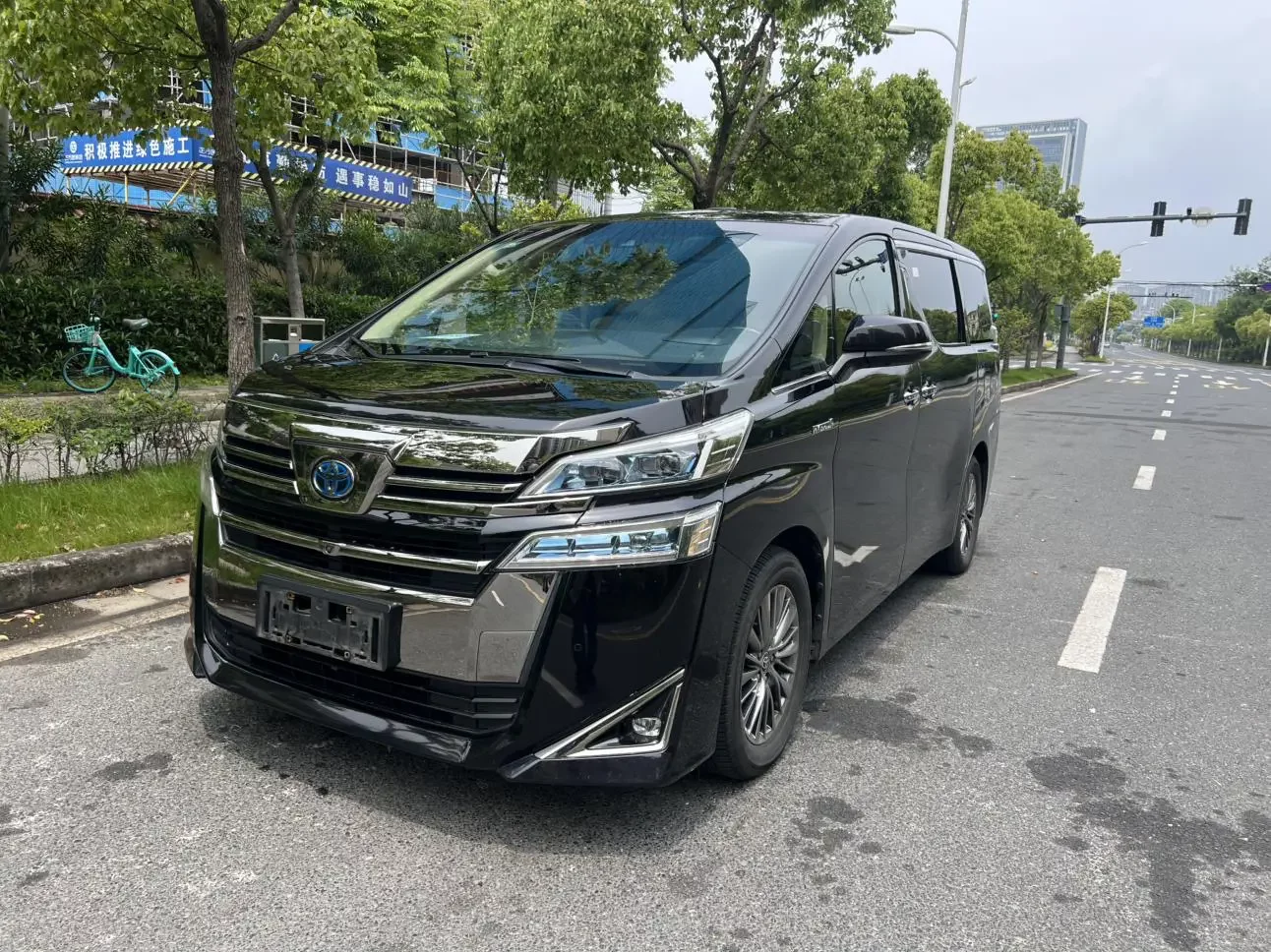 Toyota Crown Wellfire