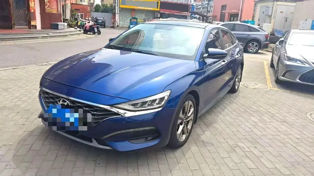 Hyundai Lafesta