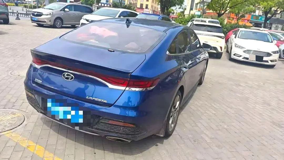 Hyundai Lafesta