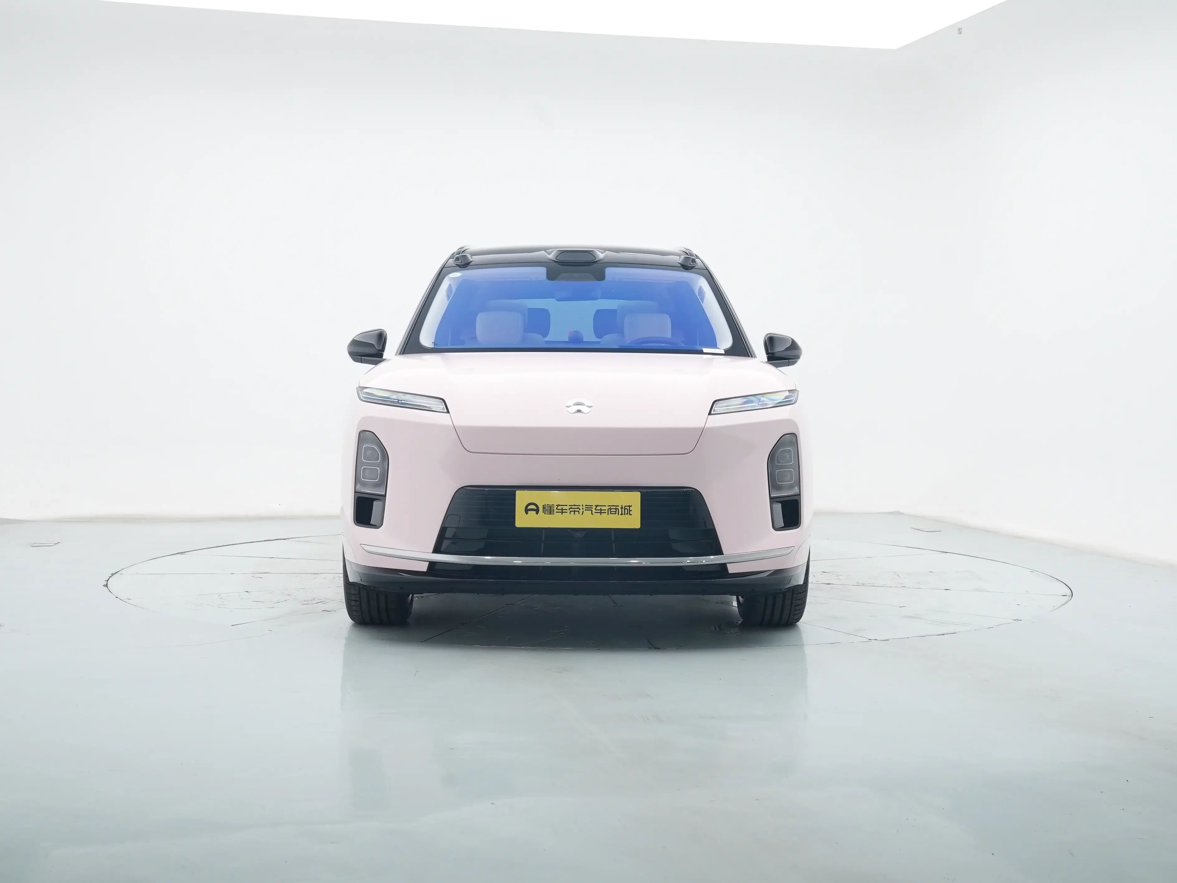 NIO ES8