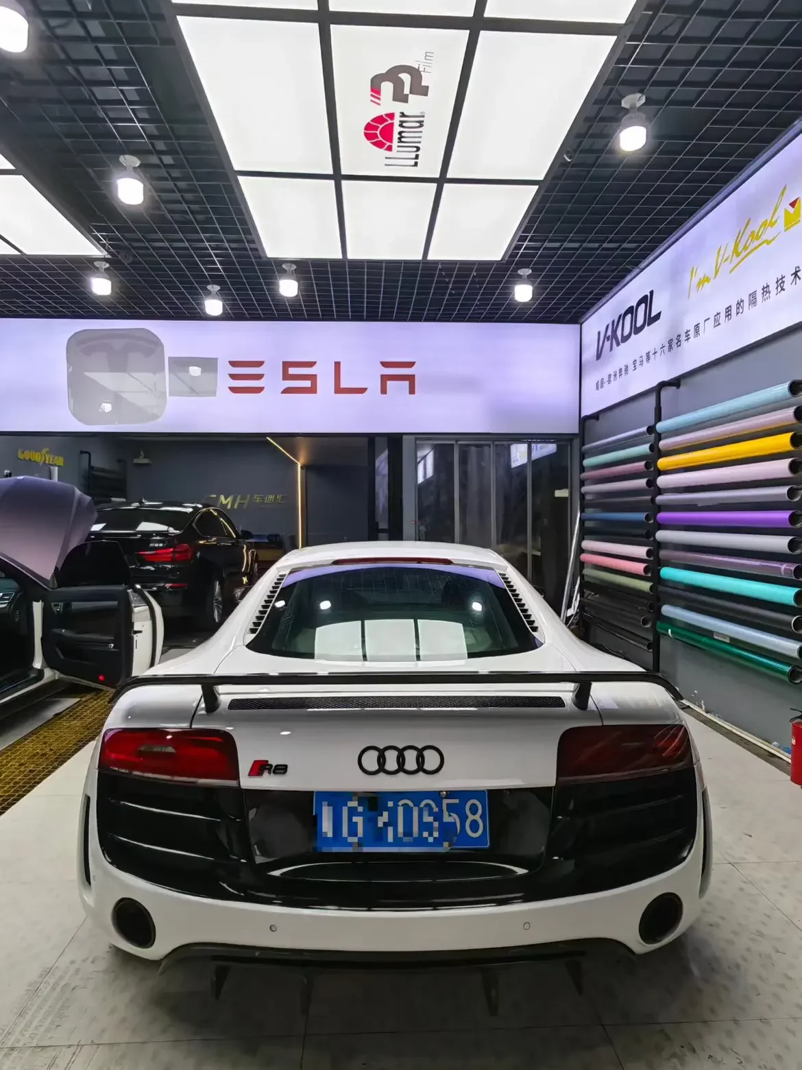 Audi R8