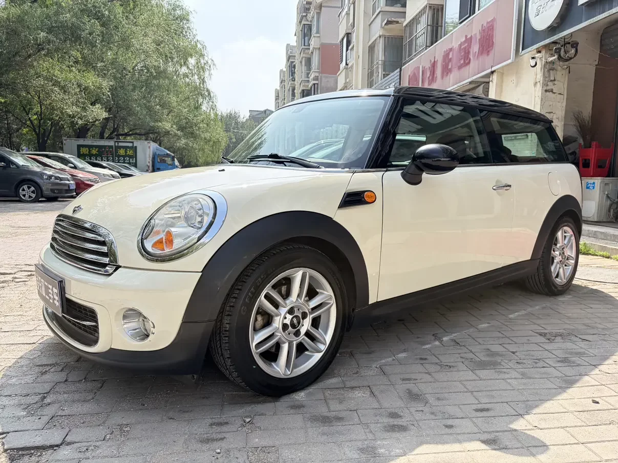 MINI CLUBMAN