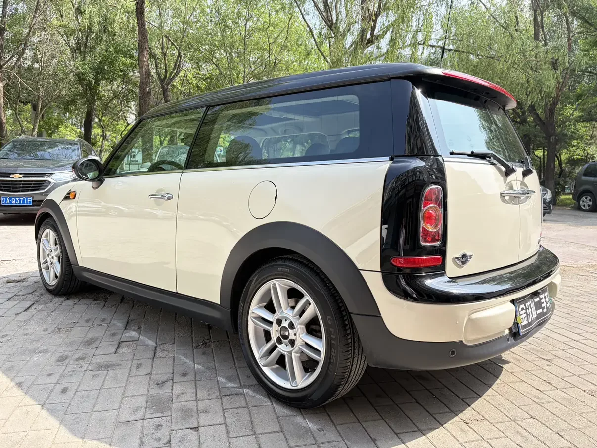MINI CLUBMAN