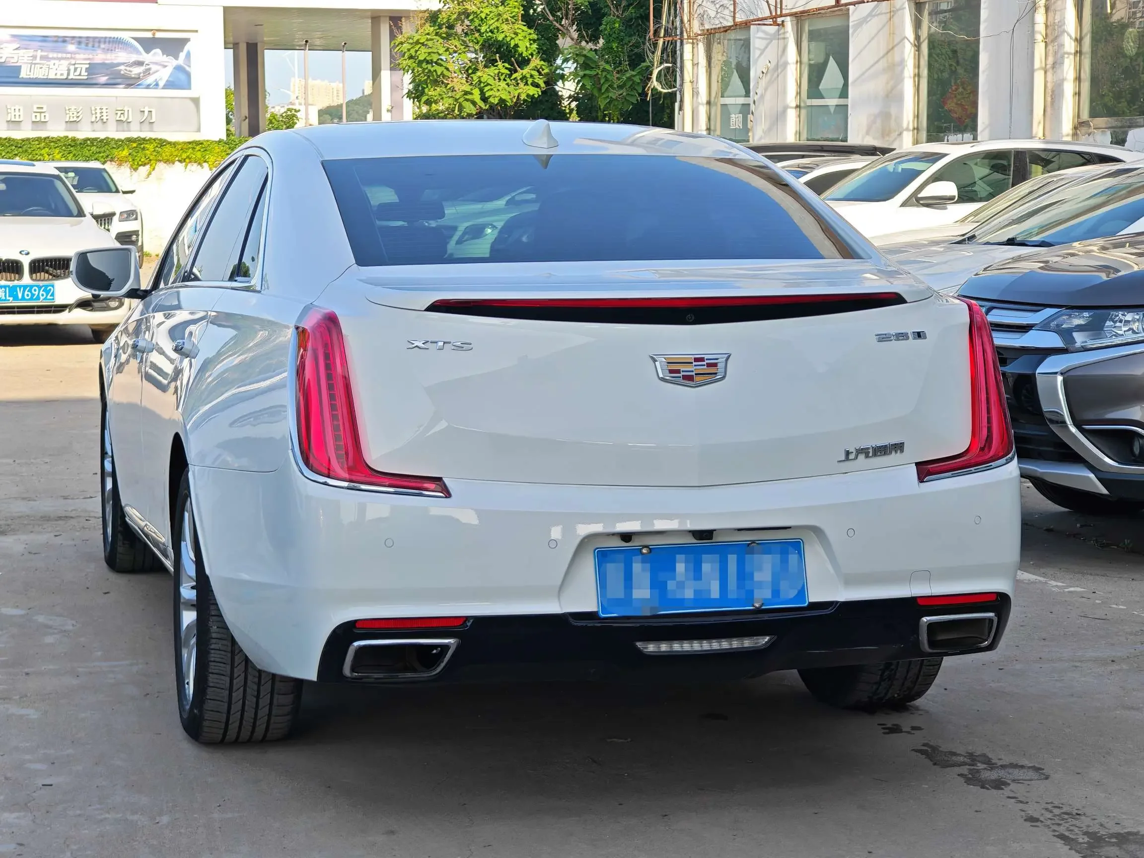 Cadillac XTS