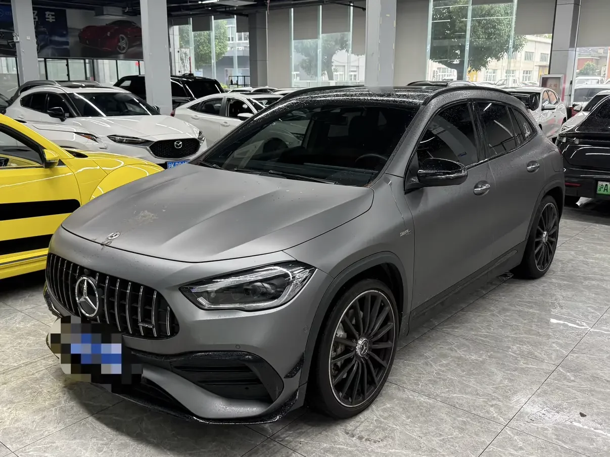 Mercedes-Benz GLA AMG