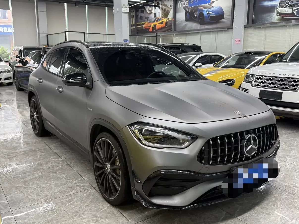 Mercedes-Benz GLA AMG