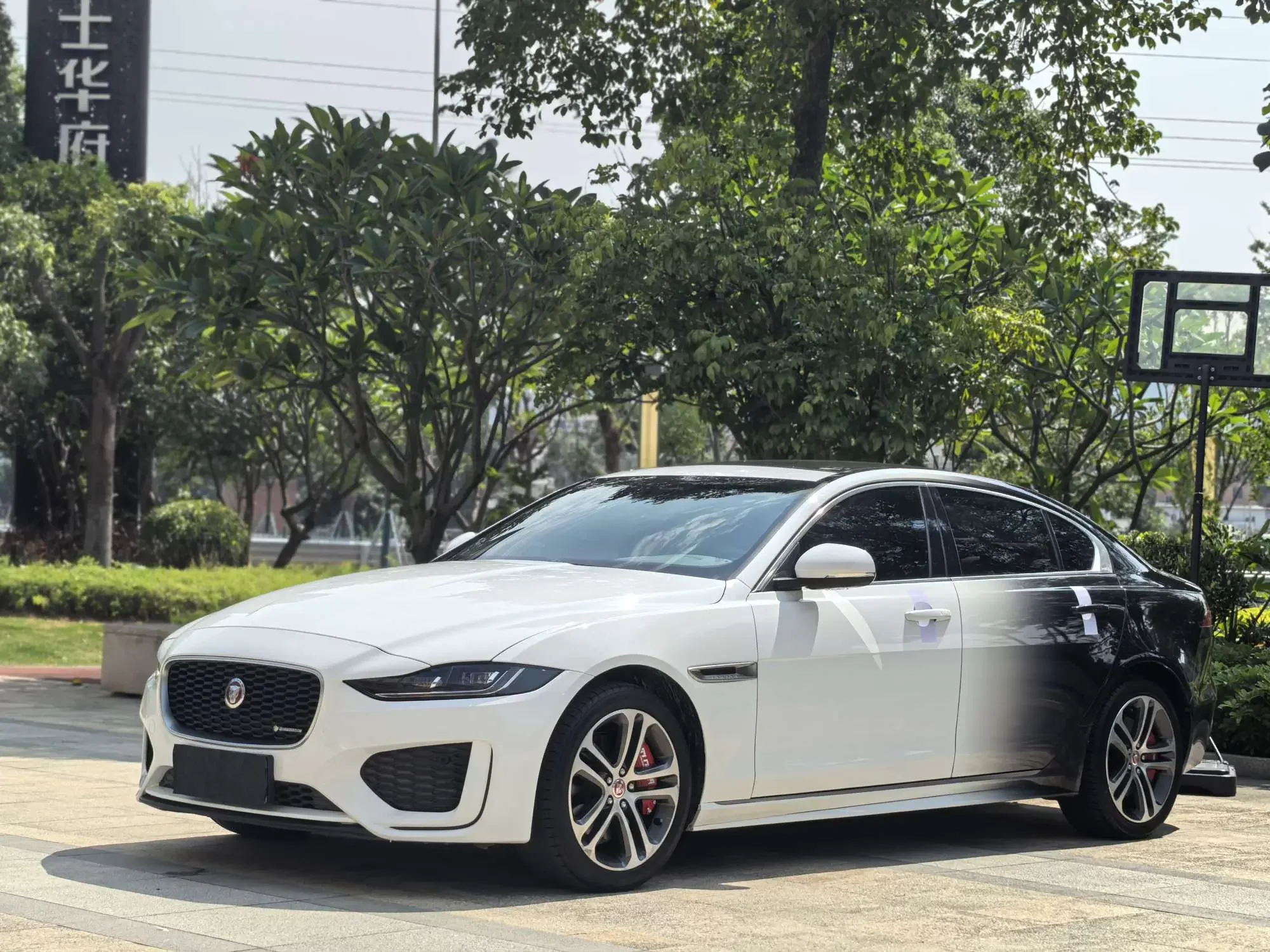 JAGUAR XEL