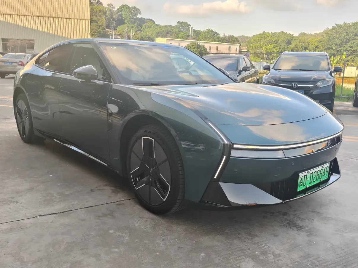Xpeng P7