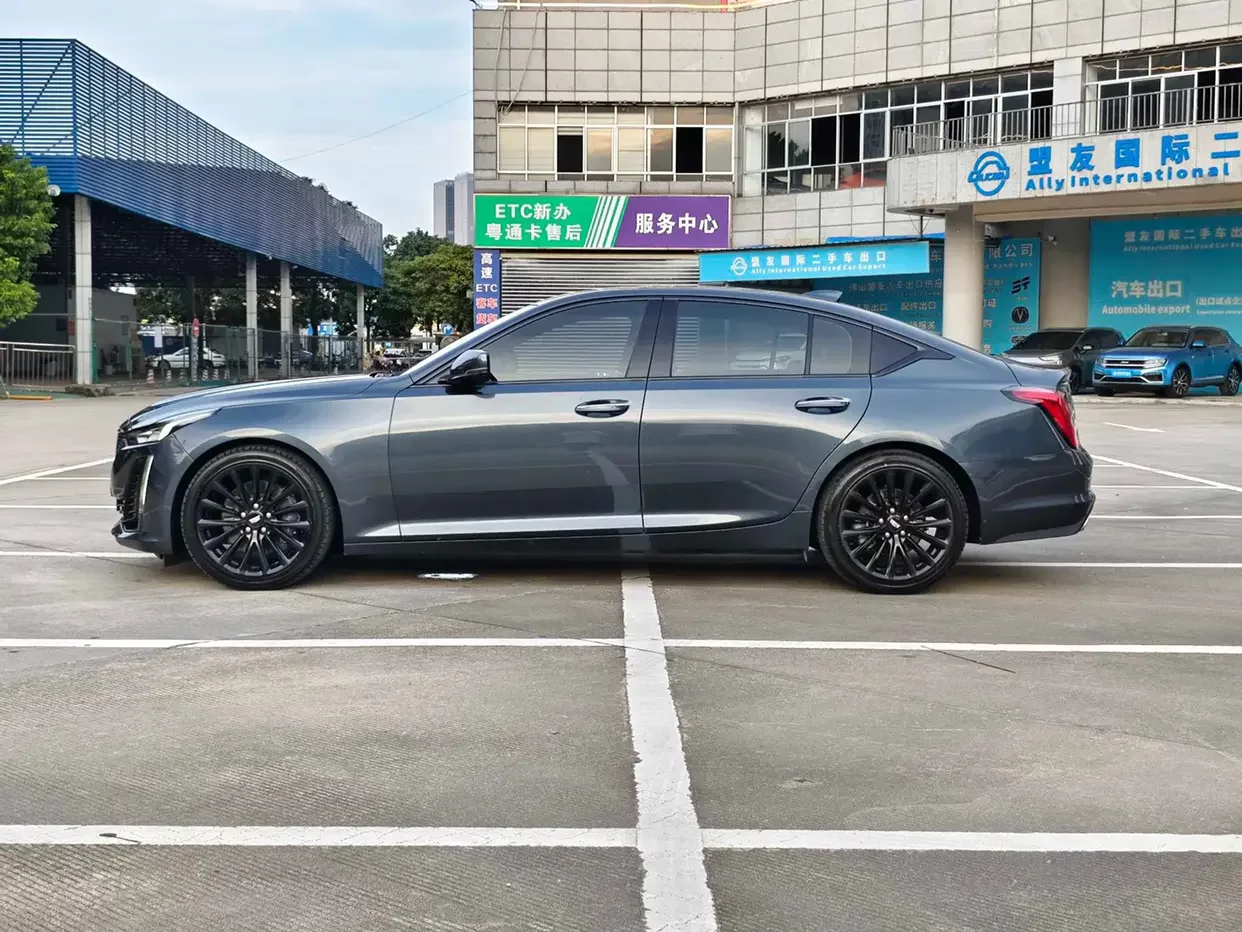 Cadillac CT5